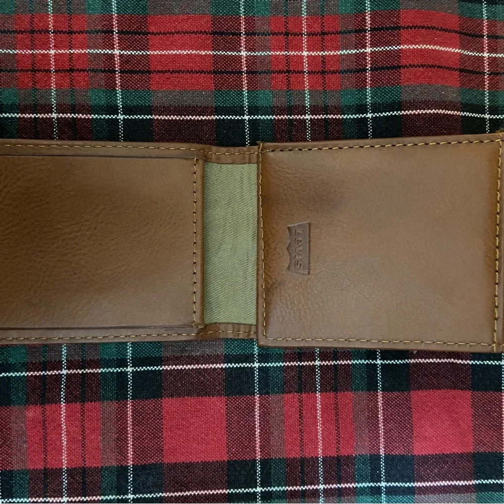 Levi's Tan/Brown Leather Card & Key Holder Wallet